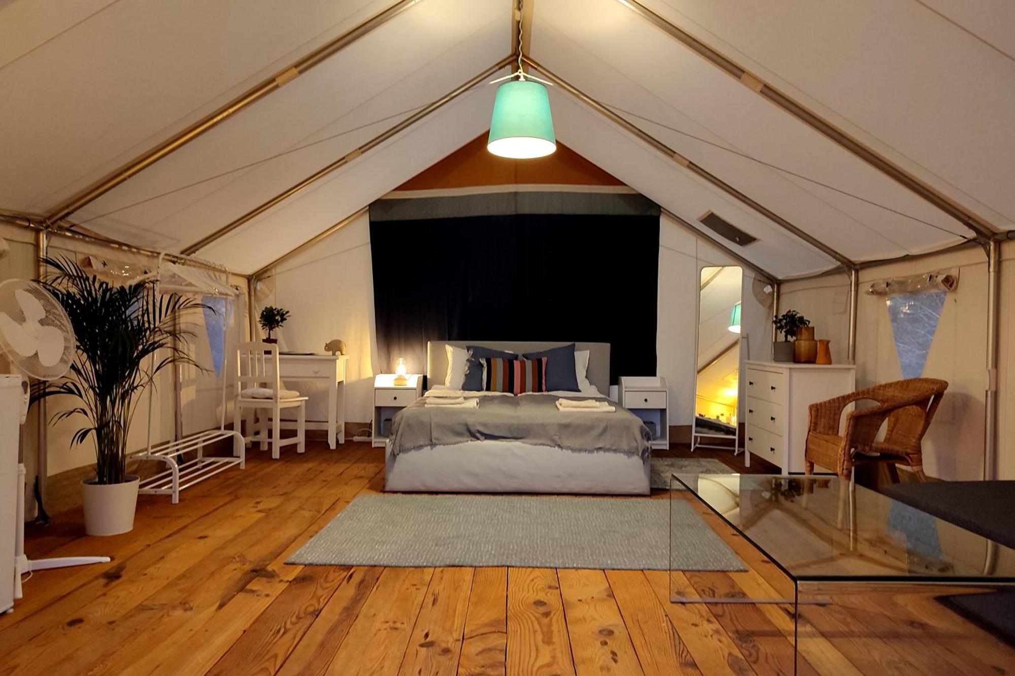 Отель Tranquilo Glamping Осанехос Экстерьер фото